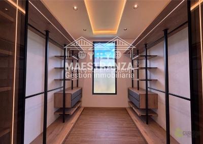 Casa de 4 alcobas en venta en Rio Negro, Rionegro, 465 m² · foto 13 de 20
