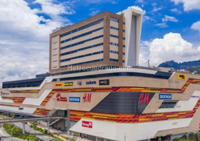 Retail space for rent in Bello, Bello
