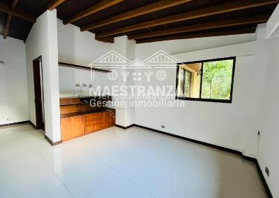 Casa de 4 alcobas en arriendo en El Salado, Envigado, 430 m² · foto 2 de 20