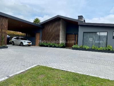 Casa de 3 alcobas en venta en Llanogrande, Rionegro, 1519 m² · foto 6 de 11