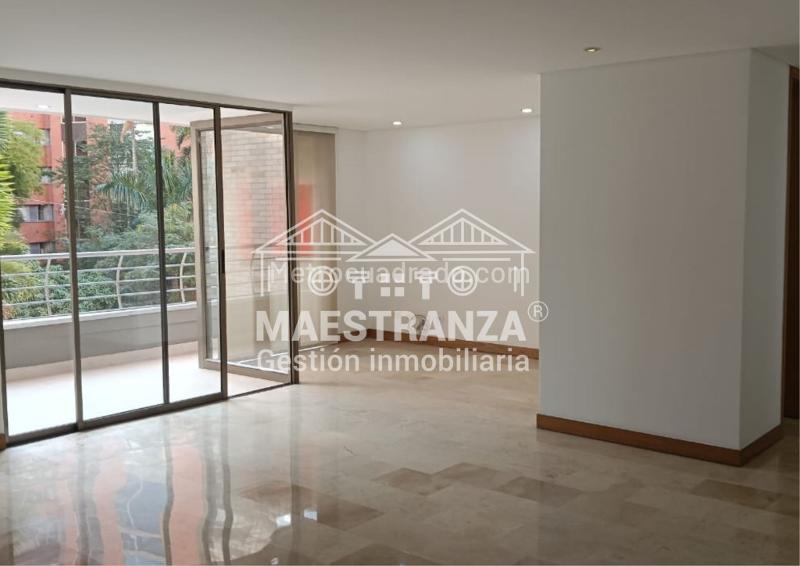 2BR Modern Apartment for Rent in El Poblado (Los Parra) - 3