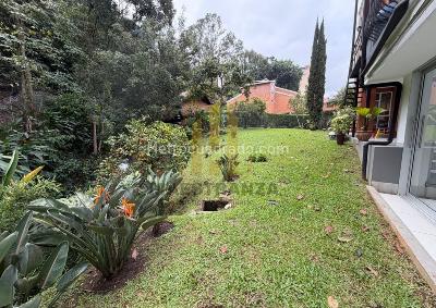 Casa de 4 alcobas en arriendo en El Poblado, Medellín, 400 m² · foto 3 de 20