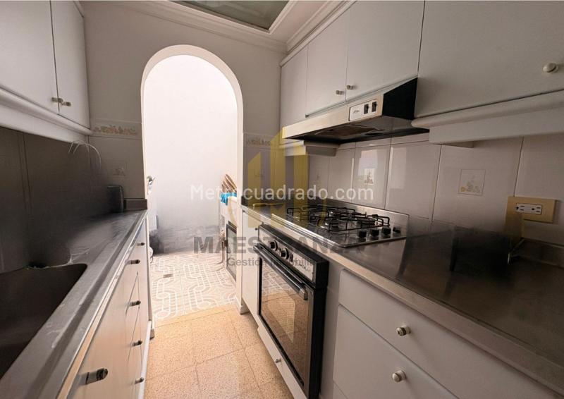 Charming 4BR House in Belen La Mota - 5