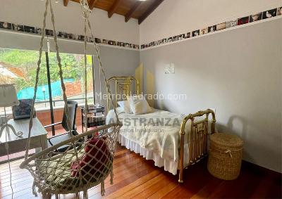 Casa en arriendo en El Poblado, Medellín · foto 12 de 18