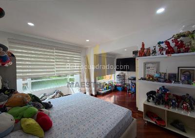 Casa de 4 alcobas en venta en La Concha, Medellín, 400 m² · foto 5 de 20