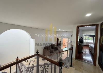 Casa de 4 alcobas en venta en La Concha, Medellín, 400 m² · foto 18 de 20