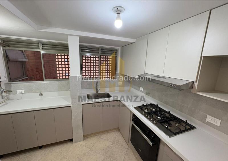 Apartamento en Arriendo, Villagrande, Envigado - 3