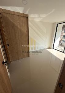 Apartamento de 3 alcobas en venta en Laureles, Medellín, 118 m² · foto 20 de 20