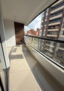 Apartamento de 3 alcobas en venta en Laureles, Medellín, 118 m² · foto 4 de 20