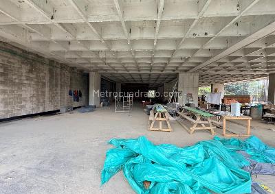 Local Comercial en Arriendo, Niquia Hermosa Provincia, Bello