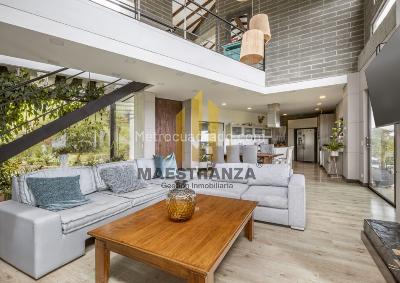 Casa de 3 alcobas en venta en Santa Elena, Medellín, 350 m² · foto 5 de 20