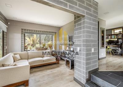Casa de 3 alcobas en venta en Santa Elena, Medellín, 350 m² · foto 6 de 20
