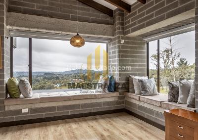 Casa de 3 alcobas en venta en Santa Elena, Medellín, 350 m² · foto 9 de 20