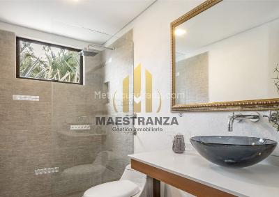 Casa de 3 alcobas en venta en Santa Elena, Medellín, 350 m² · foto 12 de 20