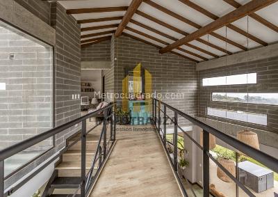 Casa de 3 alcobas en venta en Santa Elena, Medellín, 350 m² · foto 20 de 20