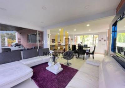 Casa de 5 alcobas en venta en Norte America, Bello, 480 m² · foto 3 de 20