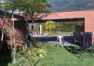Casa de 5 alcobas en venta en Norte America, Bello, 480 m² · foto 8 de 20