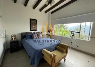 Casa de 5 alcobas en venta en Norte America, Bello, 480 m² · foto 19 de 20