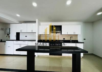 Apartamento de 3 alcobas en venta en Castropol, Medellín, 136 m² · foto 5 de 20