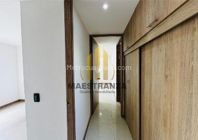 Apartamento de 3 alcobas en venta en Castropol, Medellín, 136 m² · foto 7 de 20