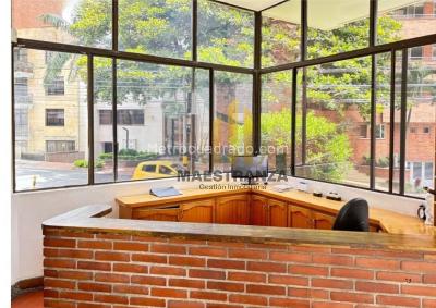 Apartamento de 3 alcobas en venta en Laureles, Medellín, 138 m² · foto 7 de 14