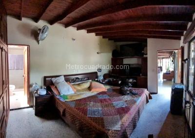 Casa de 4 alcobas en venta en Belen Malibu, Medellín, 163 m² · foto 16 de 20
