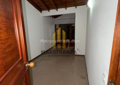 Casa de 4 alcobas en venta en Belen La Mota, Medellín, 334 m² · foto 6 de 19