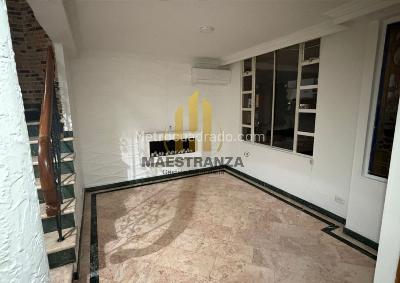 Casa de 4 alcobas en venta en Belen La Mota, Medellín, 334 m² · foto 9 de 19