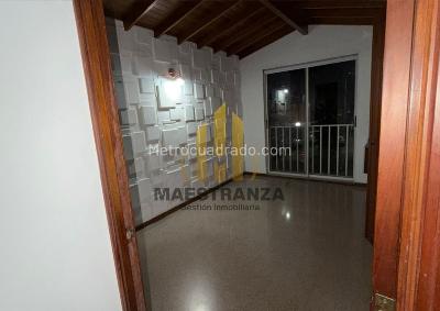 Casa de 4 alcobas en venta en Belen La Mota, Medellín, 334 m² · foto 12 de 19