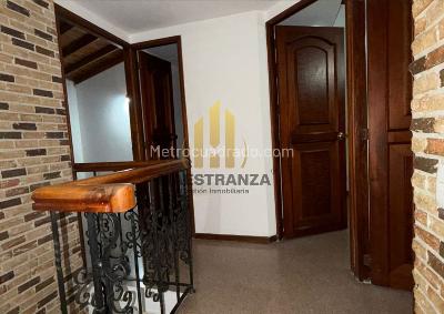 Casa de 4 alcobas en venta en Belen La Mota, Medellín, 334 m² · foto 13 de 19