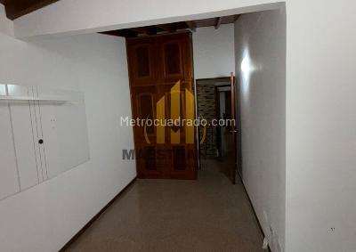 Casa de 4 alcobas en venta en Belen La Mota, Medellín, 334 m² · foto 17 de 19