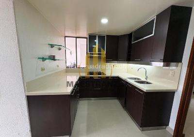 Casa de 3 alcobas en venta en Loma Del Chocho, Envigado, 218 m² · foto 15 de 16