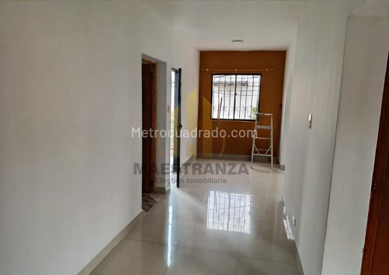 Casa de 3 Alcobas con Sala de Juegos en Belén Fátima - 5