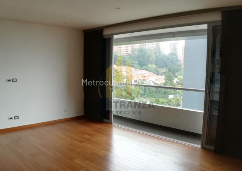 Piso – Medellín, Los Naranjos, El Poblado - Vista 2
