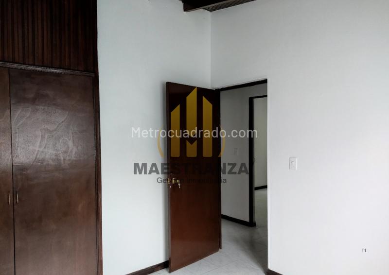 Casa Exclusiva de 4 Alcobas con Jardín en Belen Malibu - 9