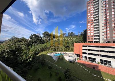 Apartamento de 3 alcobas en venta en El Chingui, Envigado, 63 m² · foto 2 de 12