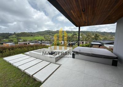 Casa de 5 alcobas en venta en Las Palmas, Medellín, 460 m² · foto 9 de 20