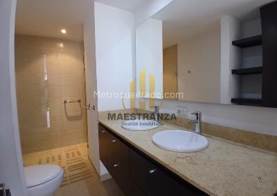 Apartamento de 2 alcobas en arriendo en El Poblado, Medellín, 145 m² · foto 11 de 20