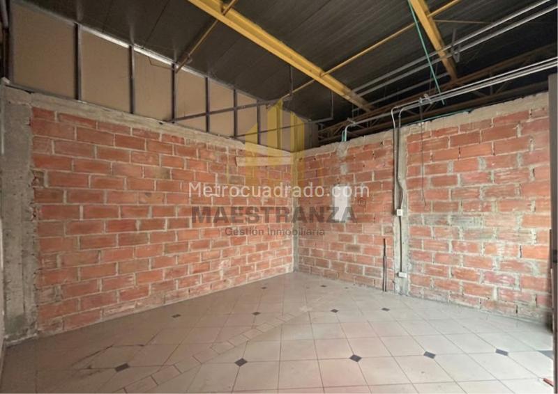 Local Comercial en Arriendo, Los Libertadores, Medellín - Más