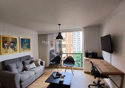 Apartaestudio en arriendo en Milla De Oro, Medellín, 50 m² · foto 2 de 15