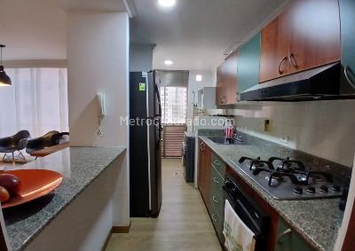 Apartaestudio en arriendo en Milla De Oro, Medellín, 50 m² · foto 8 de 15