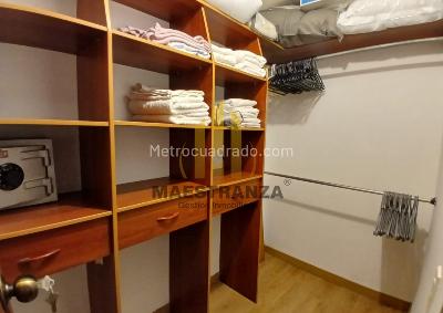 Apartaestudio en arriendo en Milla De Oro, Medellín, 50 m² · foto 9 de 15