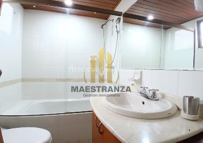 Apartaestudio en arriendo en Milla De Oro, Medellín, 50 m² · foto 12 de 15