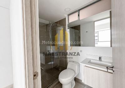 Apartamento en venta en El Poblado, Medellín · foto 6 de 12