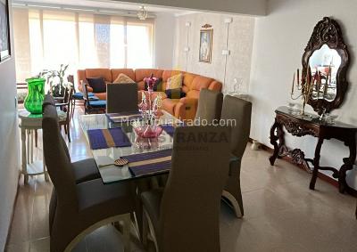 Apartamento en venta en La Castellana, Medellín · foto 3 de 12