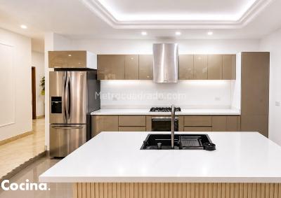 Casa de 4 alcobas en venta en El Tesoro, Medellín, 450 m² · foto 6 de 20