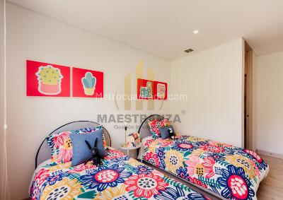 Apartamento de 3 alcobas en venta en Altos Del Poblado, Medellín, 128 m² · foto 9 de 19