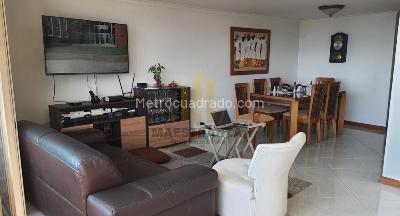 Apartamento de 4 alcobas en venta en Laureles, Medellín, 104 m² · foto 6 de 13