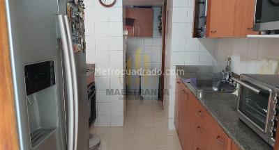 Apartamento de 4 alcobas en venta en Laureles, Medellín, 104 m² · foto 7 de 13