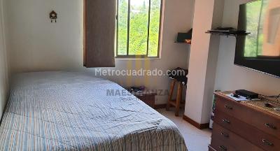 Apartamento de 4 alcobas en venta en Laureles, Medellín, 104 m² · foto 12 de 13